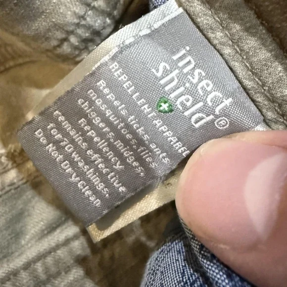 Toad&Co Pants Mens 32 Gray Insect Shield Repellent Chino Outdoor Hiking - Picture 3 of 8